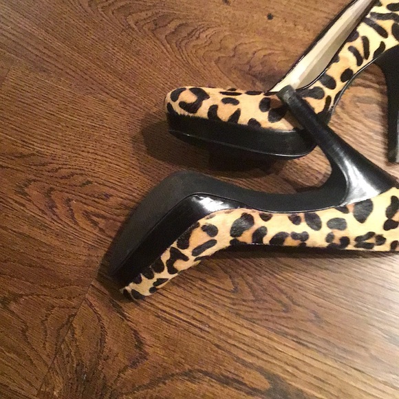 Kendall round toe leopard mohair pumps - Picture 4 of 4